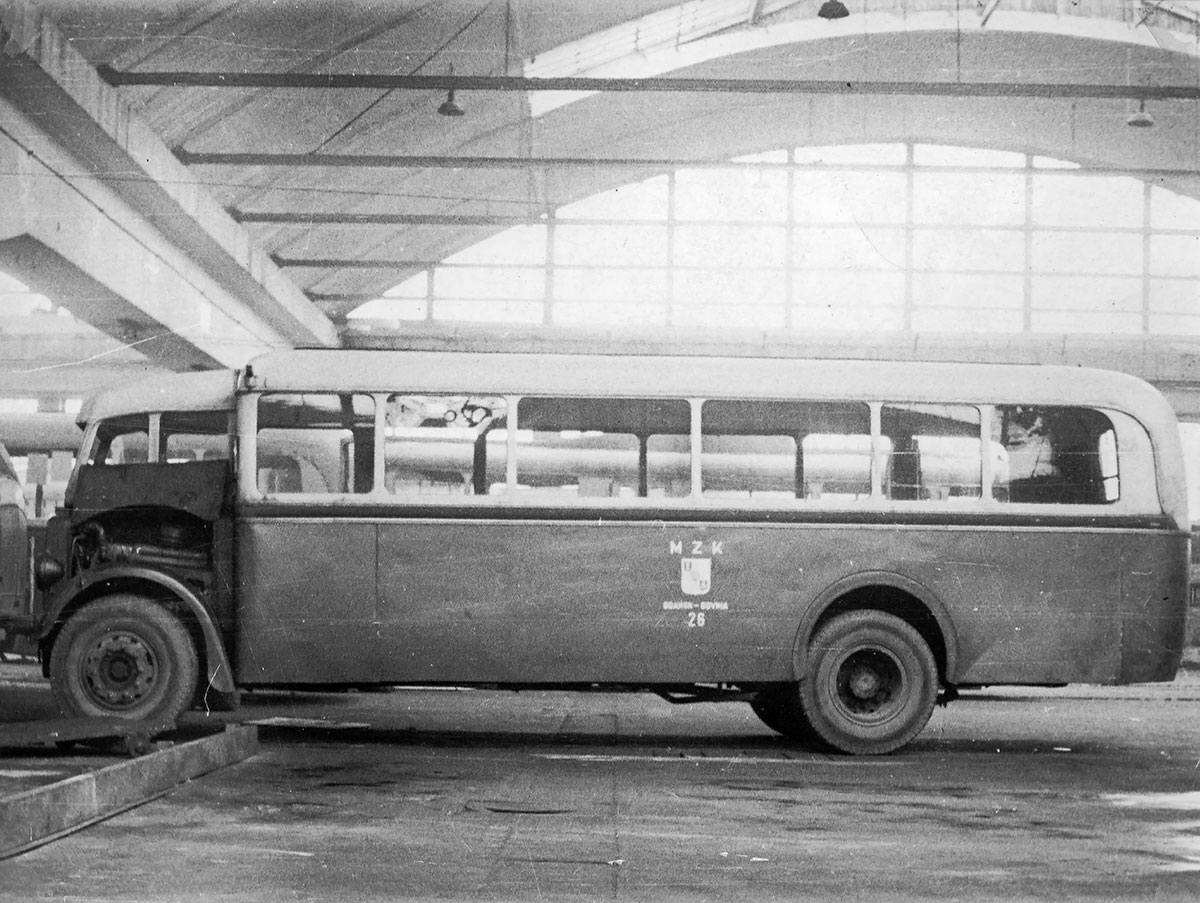 1200px-1940te-leyland.jpg